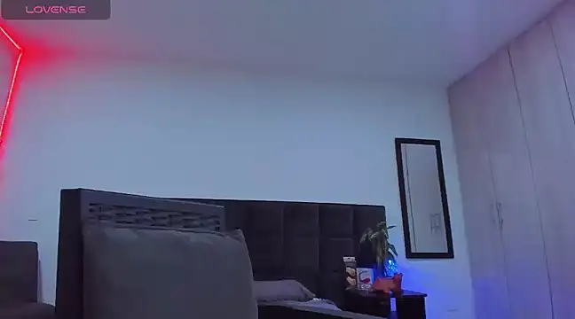 Alexander Martines online show from February 14, 3:54 am