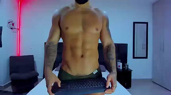 Alexander Martines online show from February 18, 4:15 am