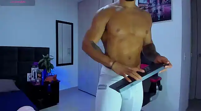 Alexander Martines online show from March 16, 11:25 pm