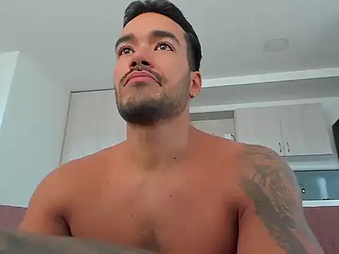 Snapshot of Alexander_Martines chatting on July 10, 10:34 pm Alexander Martines online show from July 10, 10:34 pm