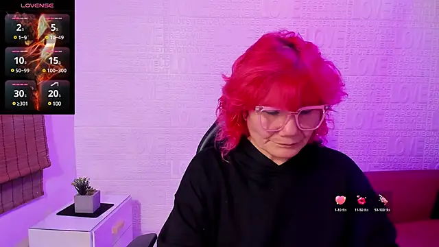 Salomeediaz  online show from January 22, 9:10 pm