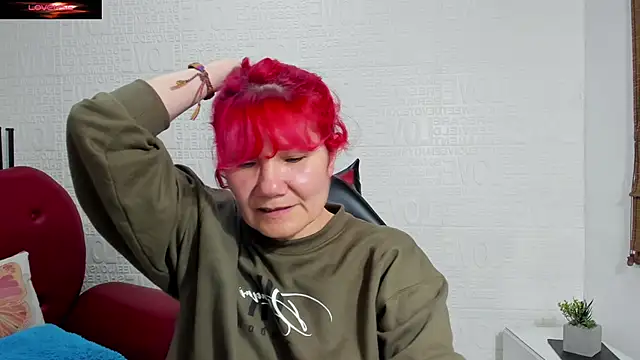 Salomeediaz  online show from February 10, 9:15 pm