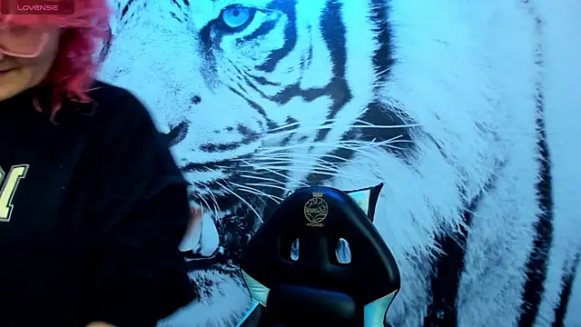 Salomeediaz  online show from February 23, 1:10 pm