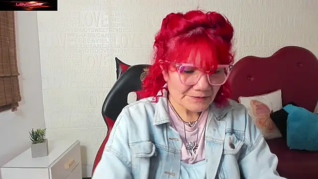 Salomeediaz  online show from February 27, 9:04 pm