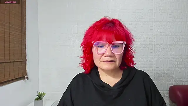 Salomeediaz  online show from March 4, 8:05 pm