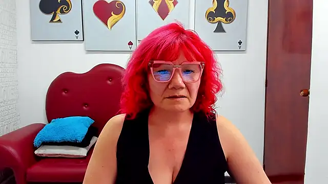 Salomeediaz  online show from September 30, 9:09 pm