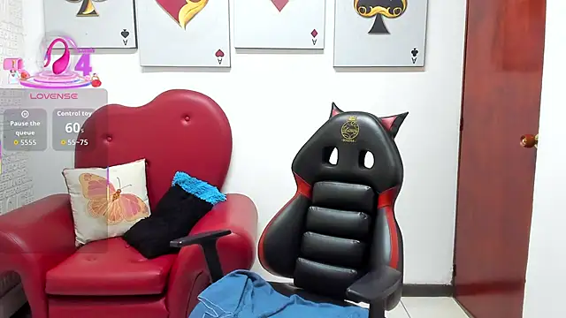 Salomeediaz  online show from November 27, 9:28 pm