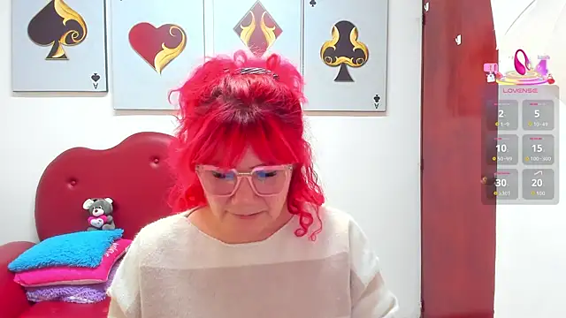 Snapshot of Salomeediaz_ chatting on January 7, 9:06 pm Salomeediaz online show from January 7, 9:06 pm