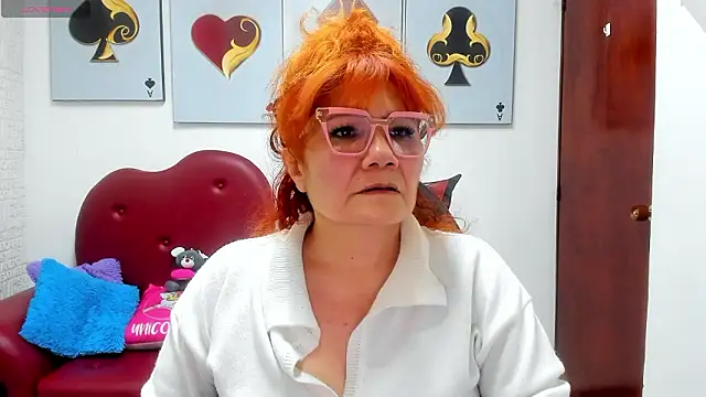 Snapshot of Salomeediaz_ chatting on February 3, 9:09 pm Salomeediaz online show from February 3, 9:09 pm