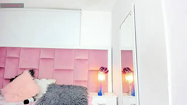 DaphneLloyd online show from January 26, 2:45 am