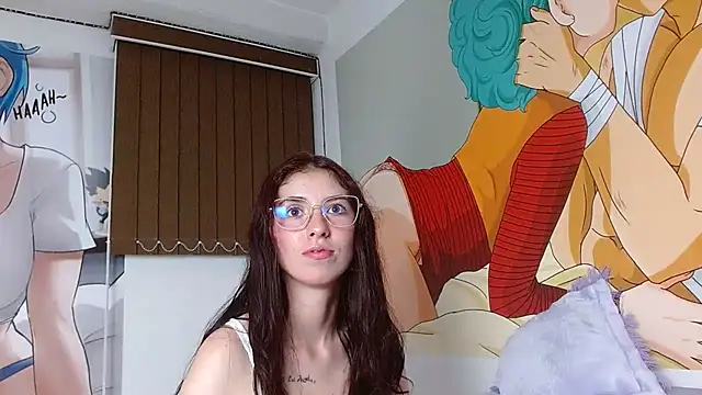 mildre303av online show from February 6, 1:38 am