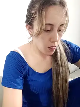 Isabel23zr online show from December 26, 2:12 am