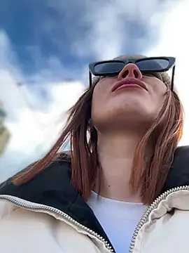 Snapshot of Accole chatting on January 17, 10:55 am Accole online show from January 17, 10:55 am