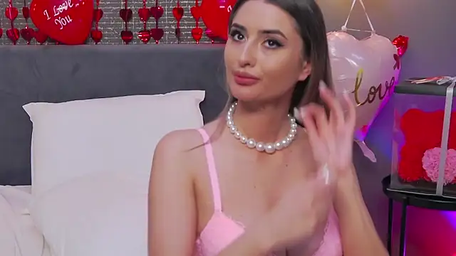 LoraDevine online show from February 15, 6:23 am