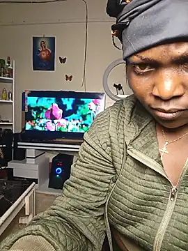 Snapshot of melaninebony1 chatting on July 15, 10:04 pm melaninebony1 online show from July 15, 10:04 pm