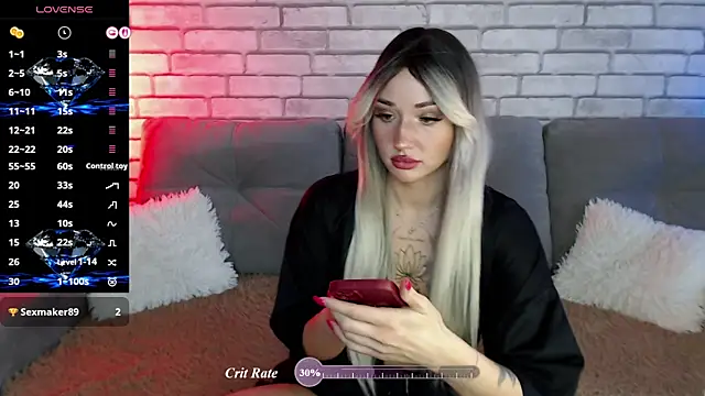 Snapshot of Eva_Evile chatting on July 4, 12:55 pm Eva Evile online show from July 4, 12:55 pm