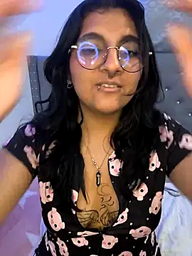 Snapshot of Alliccee chatting on March 10, 11:16 pm Alliccee online show from March 10, 11:16 pm