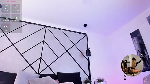 Snapshot of Natasha_Smith09 chatting on December 30, 10:55 pm Natasha Smith09 online show from December 30, 10:55 pm