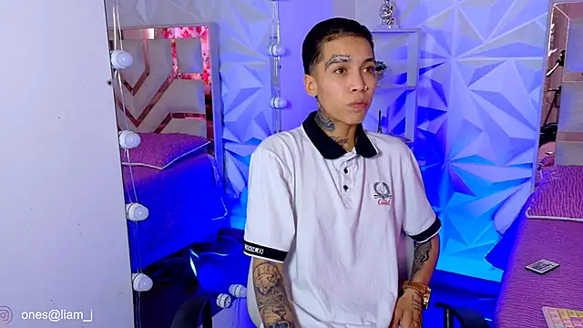 Jonesliam23 online show from May 26, 8:16 pm