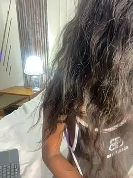 adaraSmiith online show from January 11, 4:12 pm