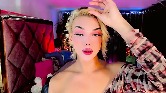 the-horus-girl online show from December 21, 11:34 pm