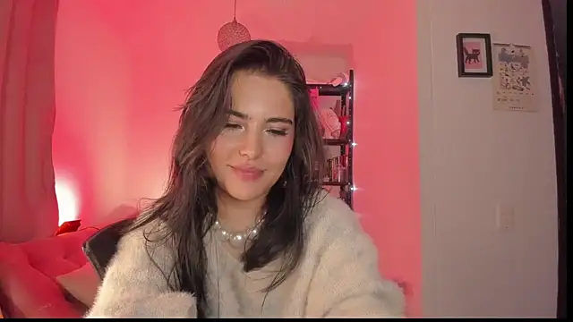 Snapshot of sol__angel chatting on December 25, 10:06 am sol angel online show from December 25, 10:06 am