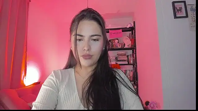 Snapshot of sol__angel chatting on December 27, 2:36 am sol angel online show from December 27, 2:36 am