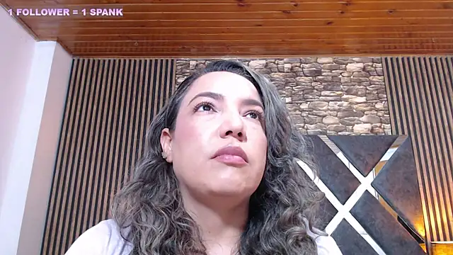 marie hss online show from October 28, 7:49 pm