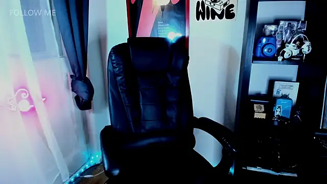 Demongirl6666 online show from April 16, 5:58 pm