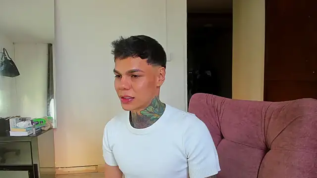 Jordyrodriiguez online show from October 15, 9:37 pm