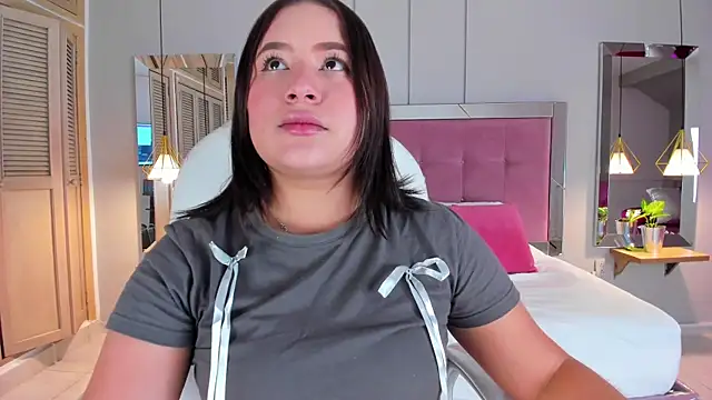 HannaKarson online show from September 27, 11:37 am