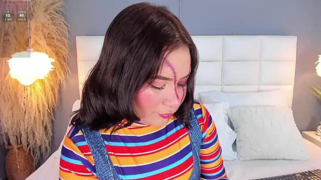 HannaKarson online show from October 31, 11:33 am