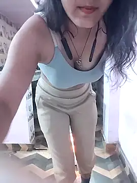 Snapshot of Bittu-rani chatting on December 17, 10:34 am Bittu-rani online show from December 17, 10:34 am