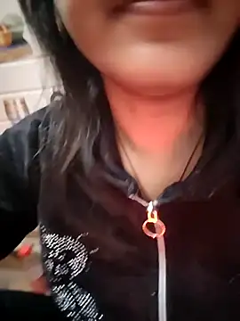 Snapshot of Bittu-rani chatting on February 6, 6:18 am Bittu-rani online show from February 6, 6:18 am