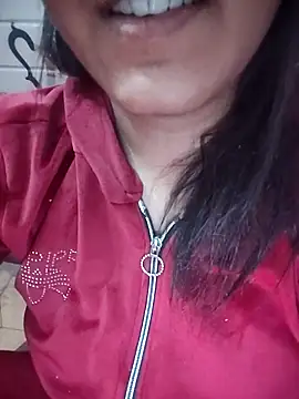 Snapshot of Bittu-rani chatting on February 19, 6:33 am Bittu-rani online show from February 19, 6:33 am