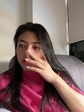 Snapshot of Liissa_cute_ chatting on February 6, 6:11 pm Liissa cute online show from February 6, 6:11 pm