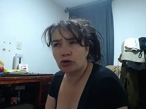 Sweeetness Milf online show from December 3, 12:02 am