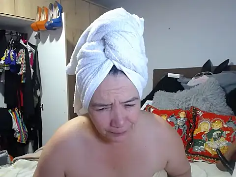 Sweeetness Milf online show from December 17, 10:12 am