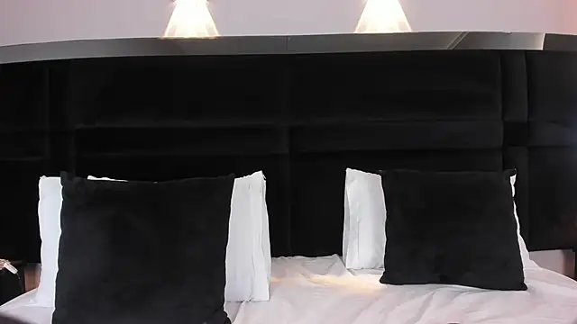 afrodytasky  online show from December 17, 11:55 pm