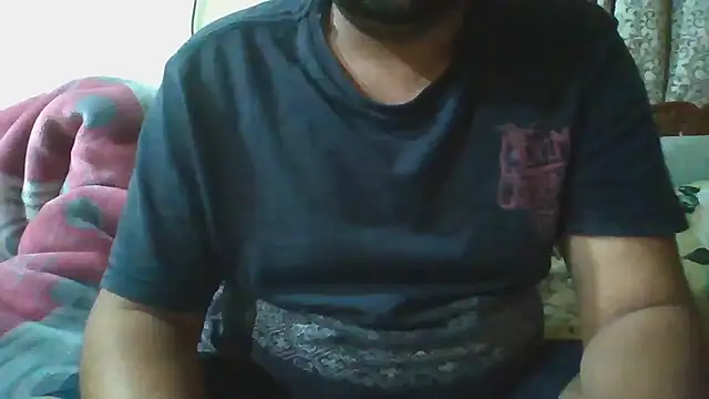 Snapshot of whoreboi98 chatting on January 11, 1:05 pm whoreboi98 online show from January 11, 1:05 pm