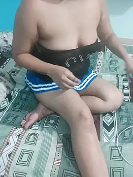 Snapshot of Dreamgirl1211 chatting on September 12, 10:43 pm Dreamgirl1211 online show from September 12, 10:43 pm