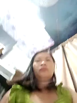 Snapshot of _Mira_69_ chatting on November 18, 12:38 am Mira 69 online show from November 18, 12:38 am