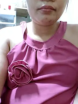 Snapshot of _Mira_69_ chatting on December 4, 5:39 am Mira 69 online show from December 4, 5:39 am