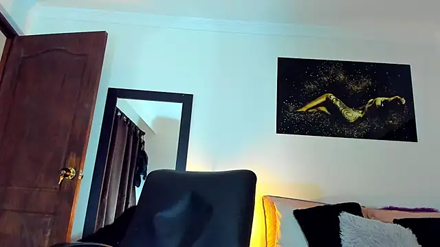 KimberlyBanks2 online show from November 14, 3:33 pm