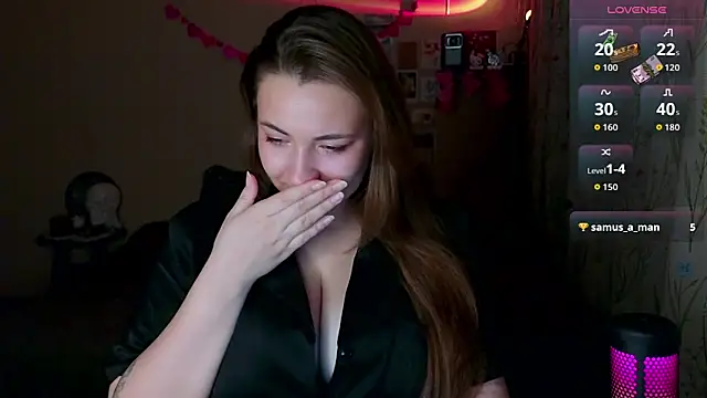 LisaCase online show from February 25, 4:16 pm