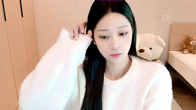 Xueb J online show from December 15, 7:35 am