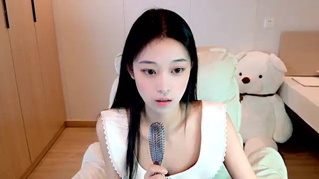 Xueb J online show from November 16, 11:49 am