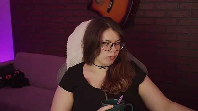 Snapshot of KeytSilvas chatting on January 8, 9:00 am KeytSilvas online show from January 8, 9:00 am