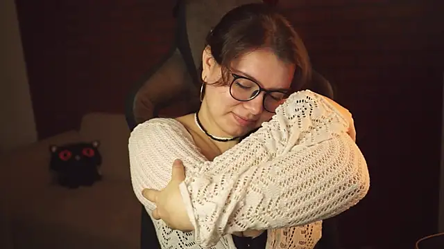 Snapshot of KeytSilvas chatting on February 3, 5:51 am KeytSilvas online show from February 3, 5:51 am