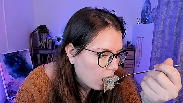 Snapshot of KeytSilvas chatting on February 5, 3:09 pm KeytSilvas online show from February 5, 3:09 pm